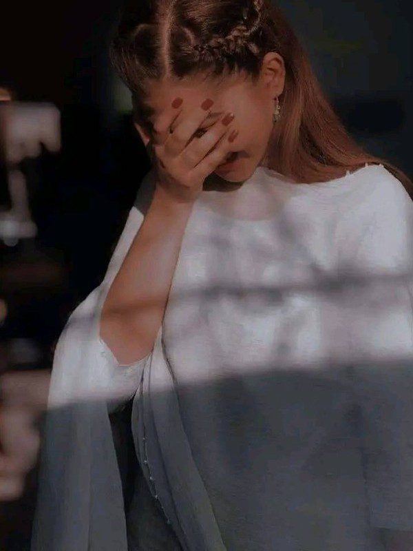alone sad girl dp 12