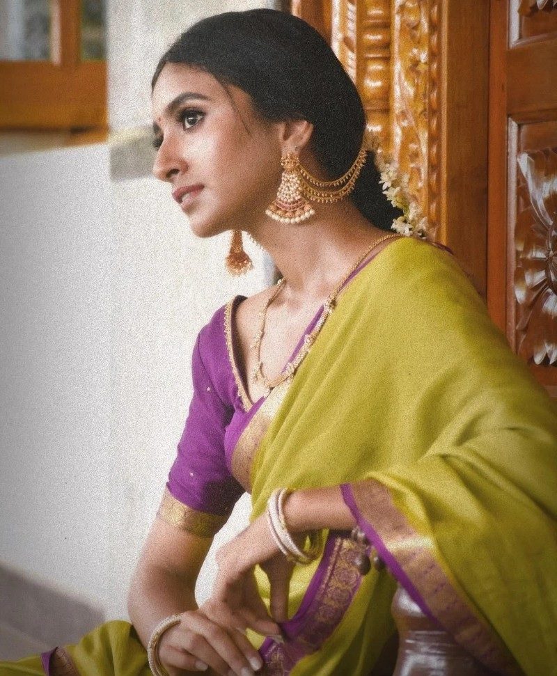 bindas girl dp 1