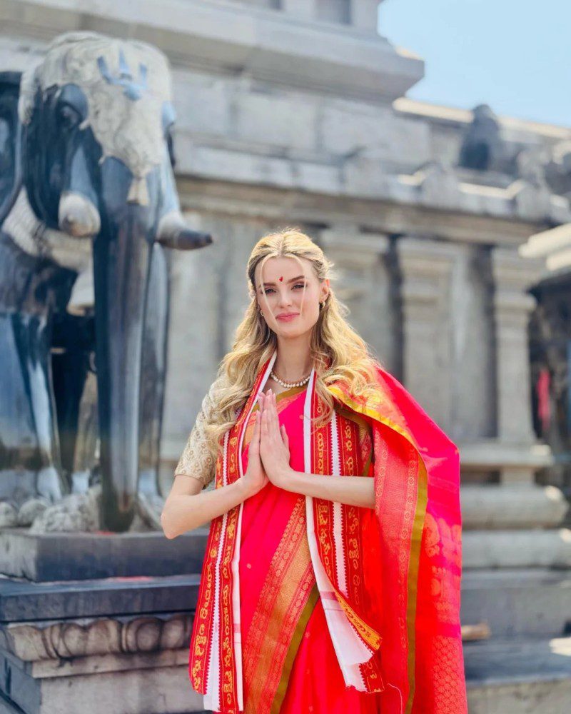 bindas girl dp 17