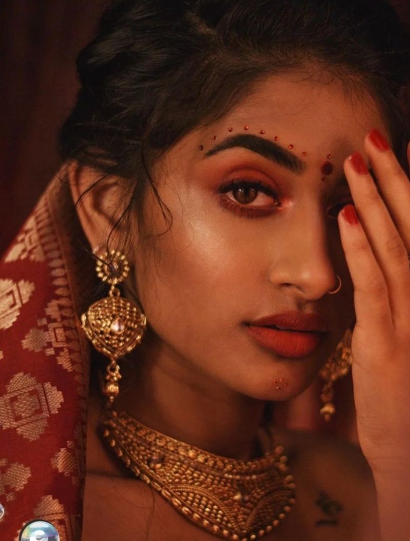 bindas girl dp 32