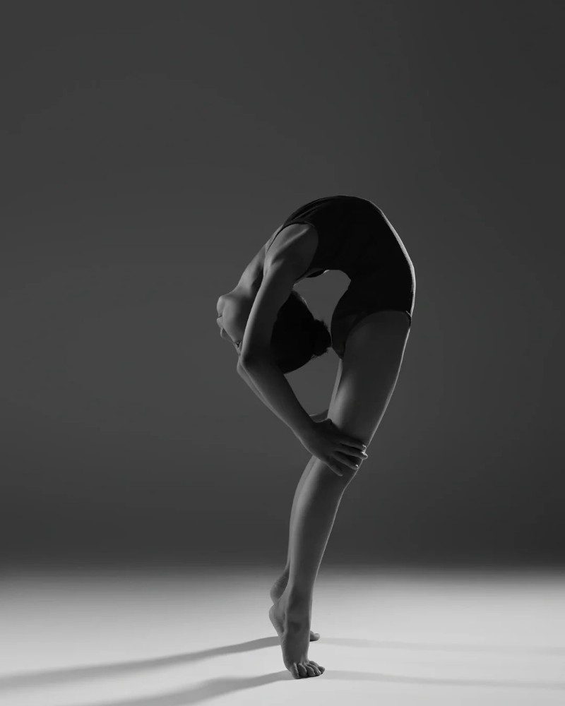 black and white dp for girls