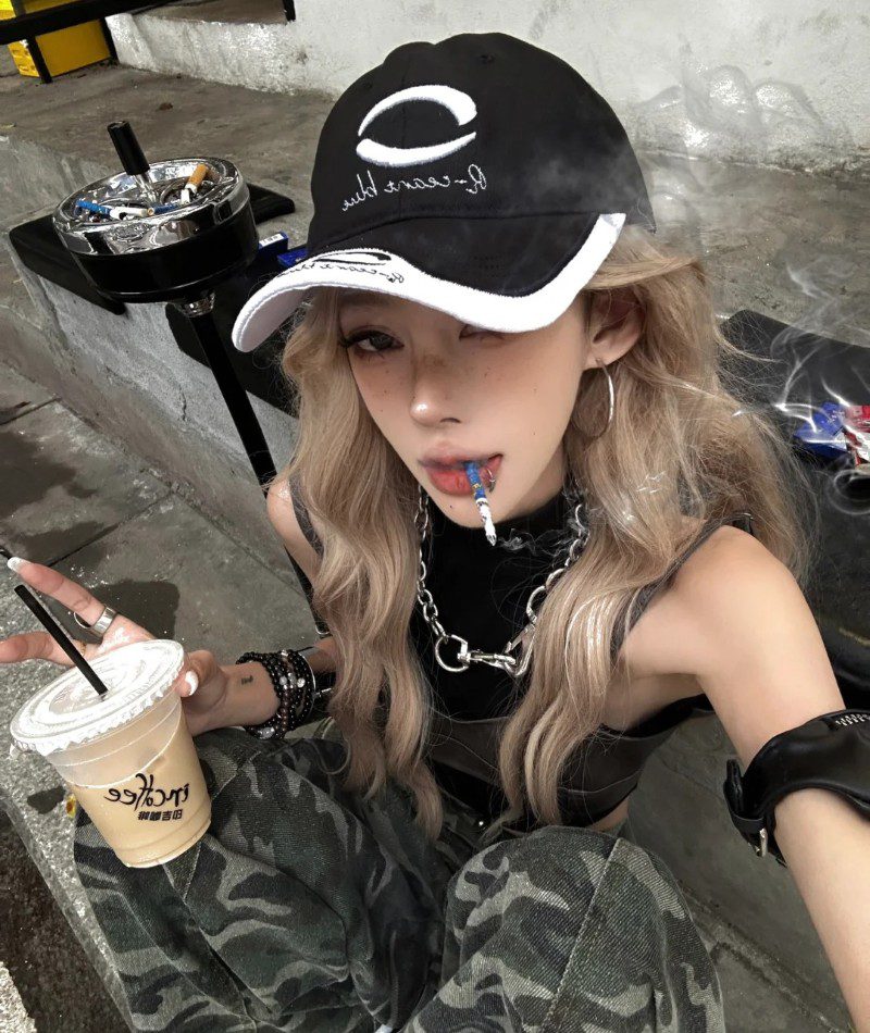 cool girl pic 34