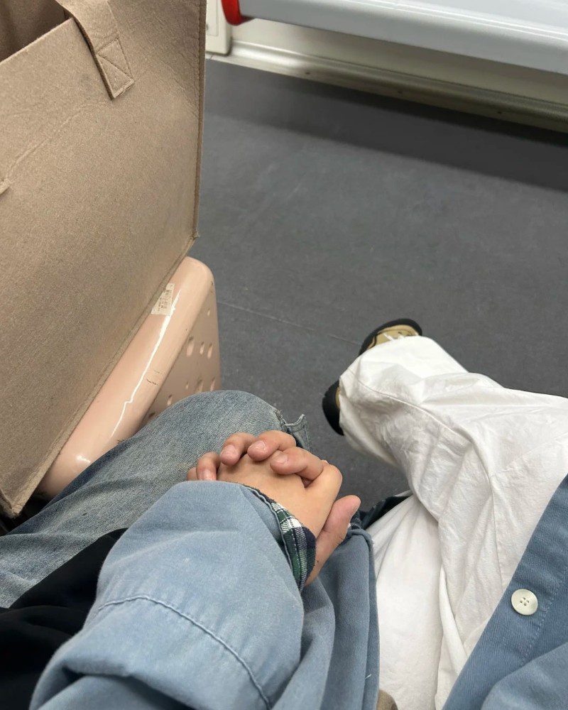couple hand pic real 37