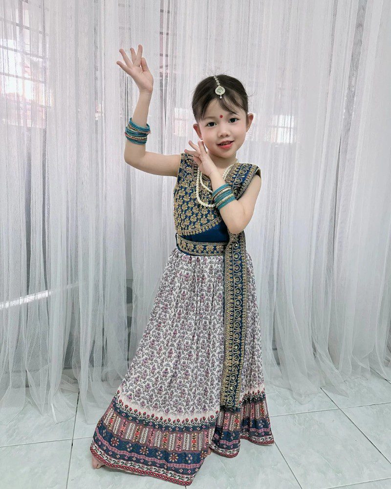 cute baby girl pic for dp