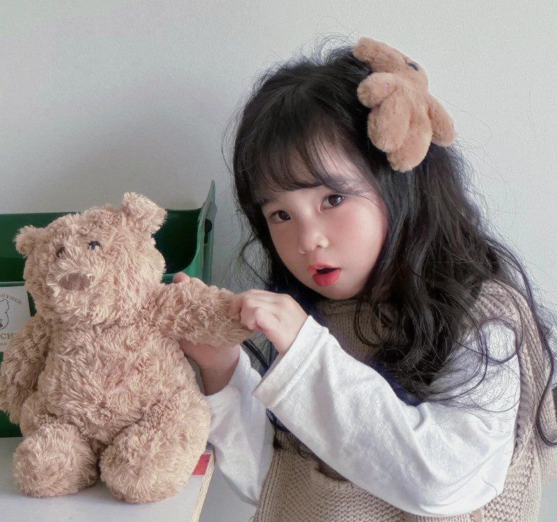 cute girl with teddy bear profile pic 5