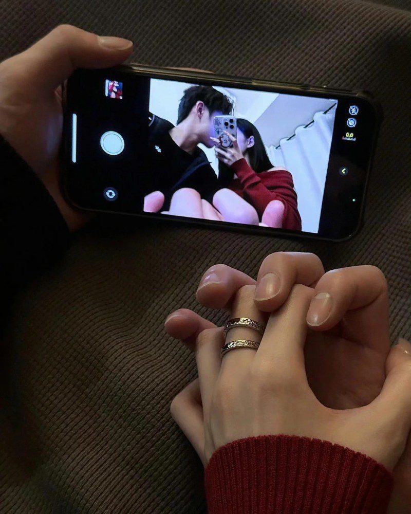 cute lovely couple pic