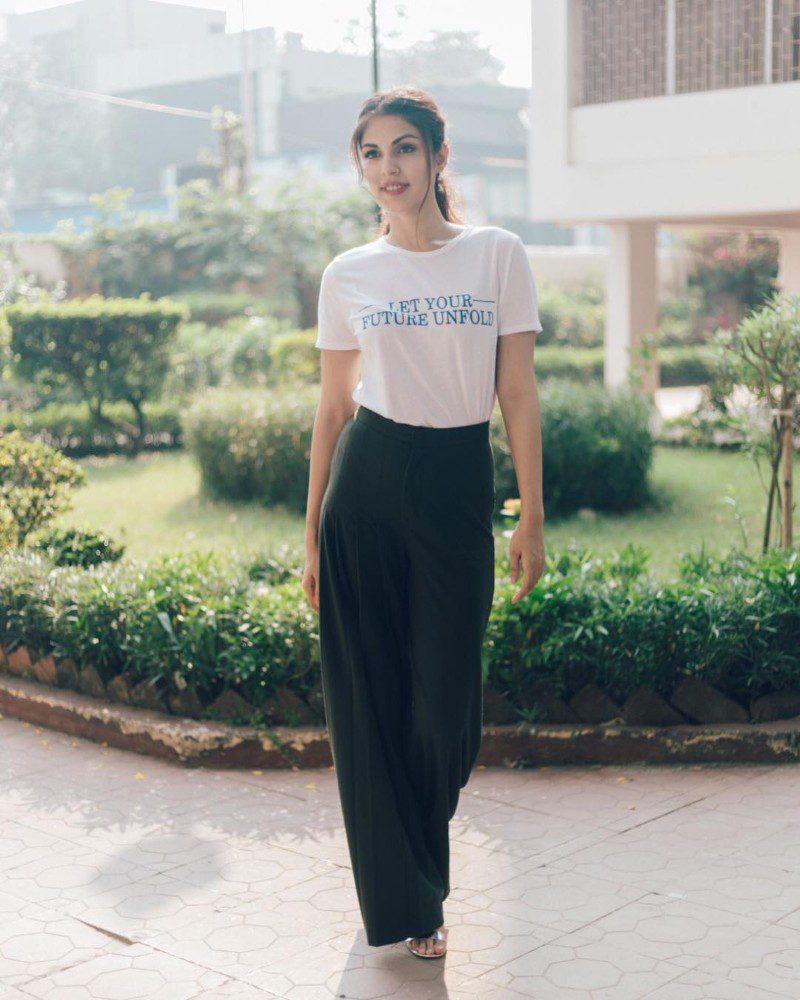 fb dp for girls 26