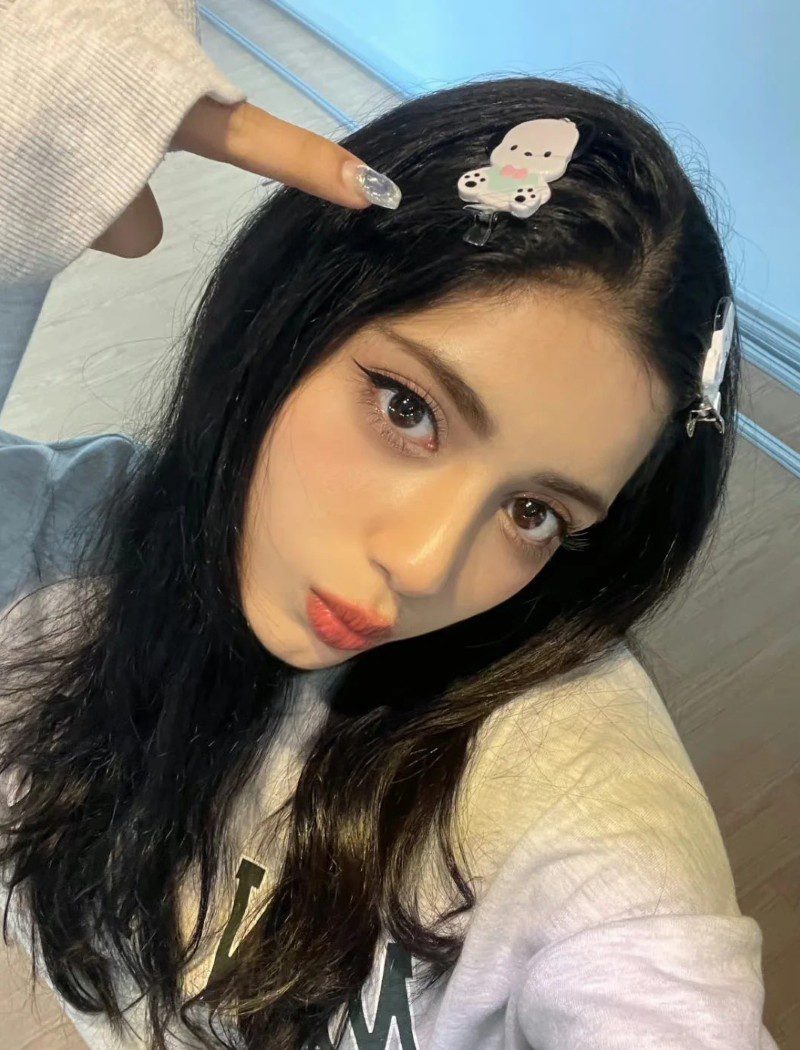 girl attitude dp for whatsapp