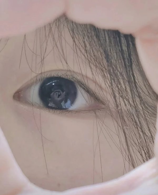 girl eyes pic dp 18