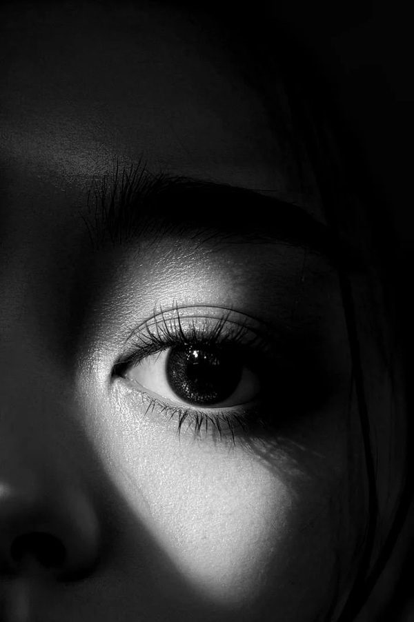 girl eyes pic dp 22