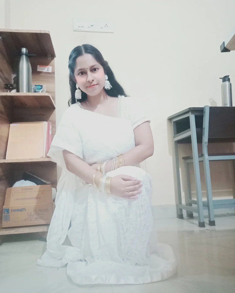 happy girl dp 11