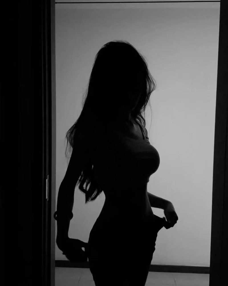 insta dp for girls black 16