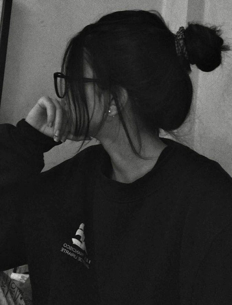 sad girl dp pic