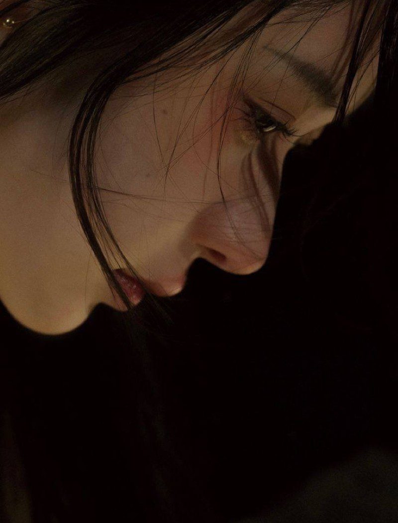 sad girl whatsapp dp
