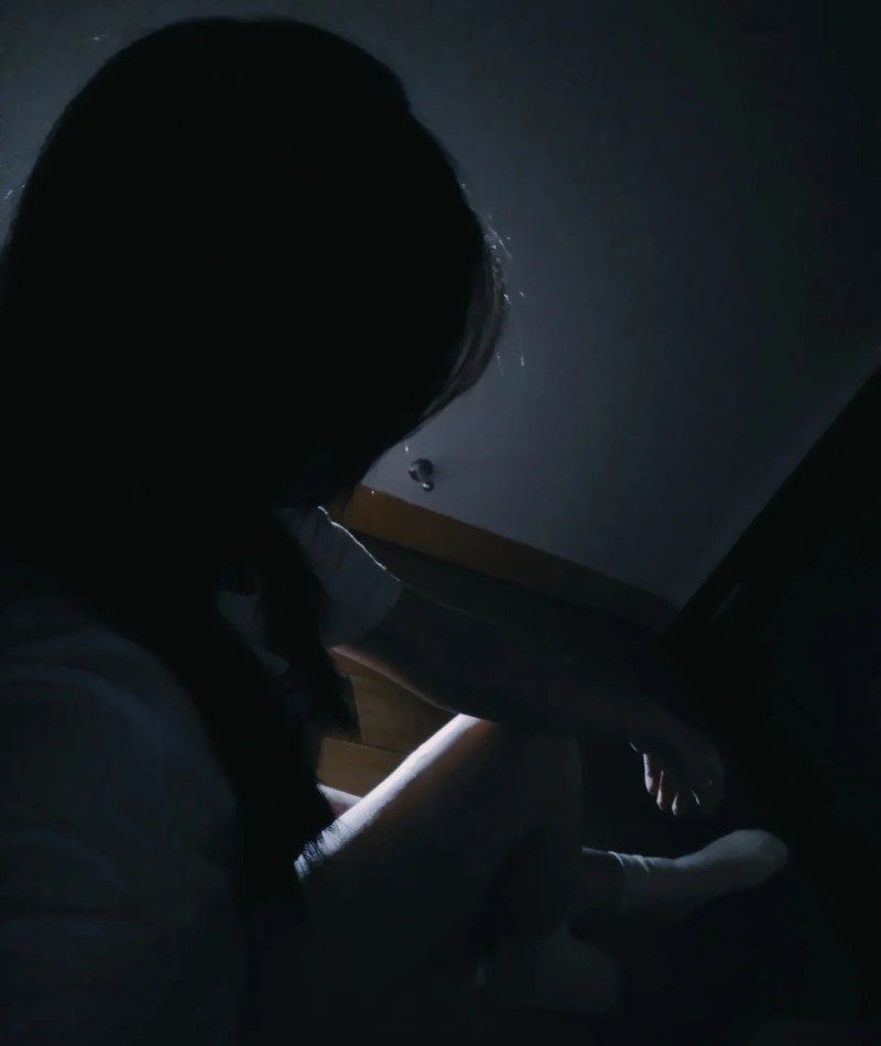 sad pic for girl 22