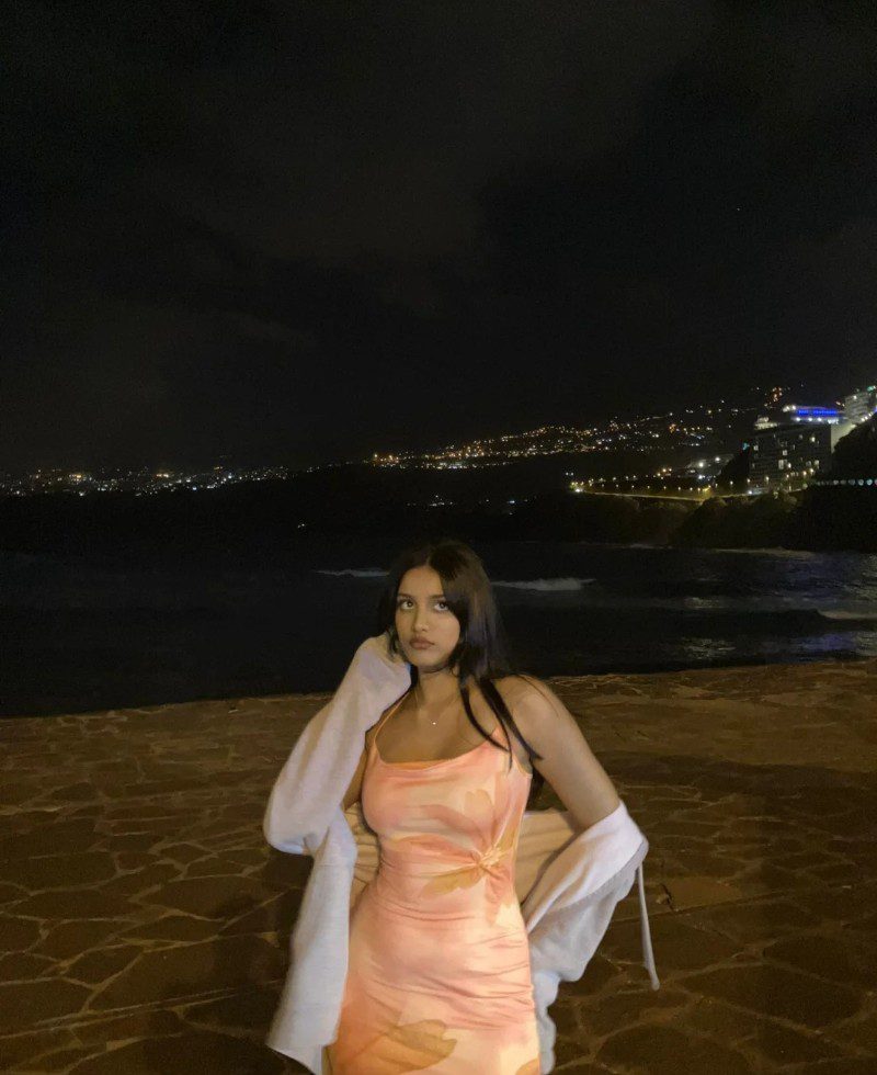 simple girls dp 20