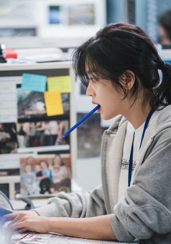 study girl dp 4
