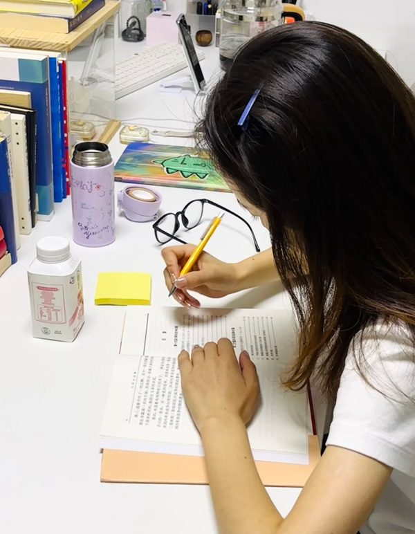study girl dp for whatsapp