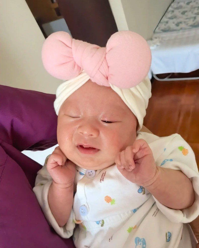 whatsapp dp cute baby girl images